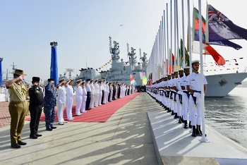 Ejercicios y maniobras militares conjuntas