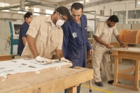 Centros e institutos gubernamentales de capacitación y formación