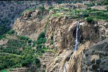 Las montañas en El Sultanato de Omán