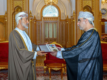 HM honors the medical team that oversaw the treatment of the late Sultan Qaboos bin Said