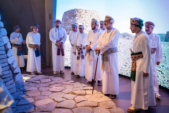 スルタン陛下は、オマーン・アクロス・エイジズ博物館の公式開館式を御高配の下に御臨席される。