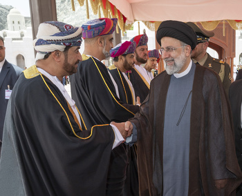 陛下はイラン大統領を迎えられる