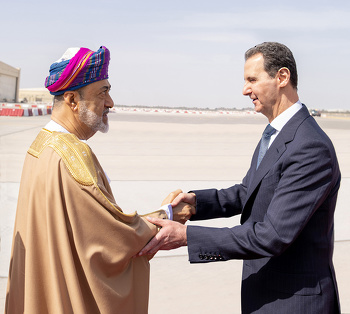 陛下はシリア大統領を迎えられる。