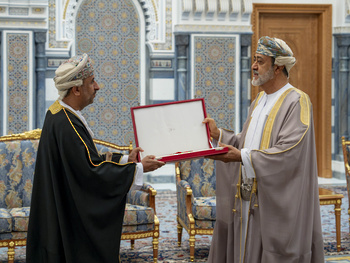 HM bestows the Oman Civil Order (Second Class)