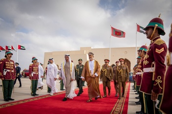 Su Majestad el Sultán recibe al Presidente de los Emiratos Árabes Unidos