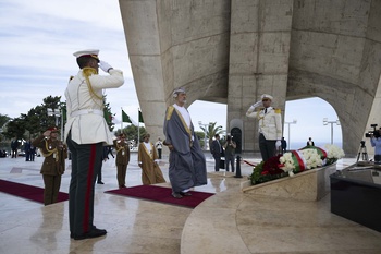 Visita de Su Majestad el Sultán al Estado Democrático de Argelia