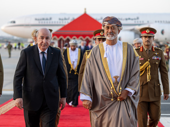 Su Majestad el Sultán recibe al Presidente de Argelia
