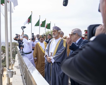 Visita de Su Majestad el Sultán al Estado Democrático de Argelia