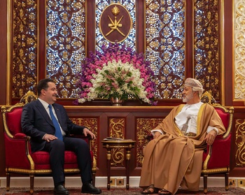 Su Majestad el Sultán recibe al Primer Ministro de Iraq