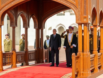 Sa Majesté le Sultan reçoit le Président de la République algérienne démocratique et populaire