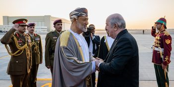 Sa Majesté le Sultan reçoit le Président de la République algérienne démocratique et populaire