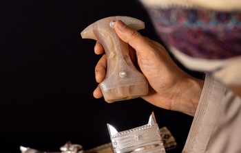 La fabricación de los khanjars y las espadas