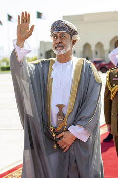 Sa Majesté le Sultan reçoit le Président de la République algérienne démocratique et populaire