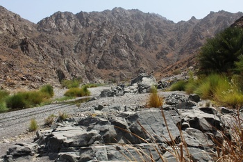 Wadi Al Abyad, en la Wilaya de Nakhal