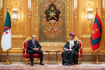 Sa Majesté le Sultan reçoit le Président de la République algérienne démocratique et populaire
