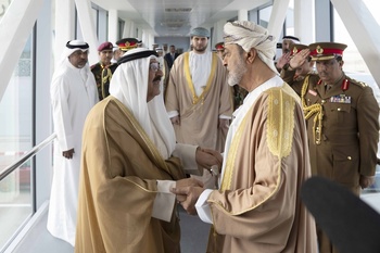 Sa Majesté le Sultan reçoit l’Émir de l’État du Koweït