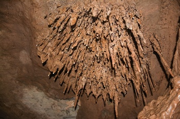 Cueva de Barakat Al Sharaf – Gobernación de Al Dakhiliyah