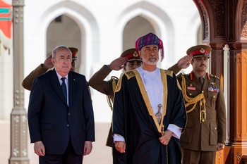 Sa Majesté le Sultan reçoit le Président de la République algérienne démocratique et populaire