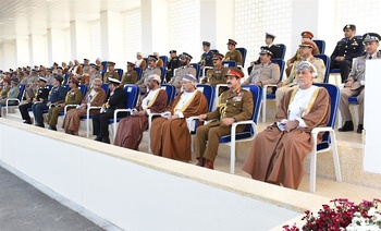 Seine Majestät der Sultan präsidiert die Zeremonie zum Tag der Königlichen Omanischen Polizei