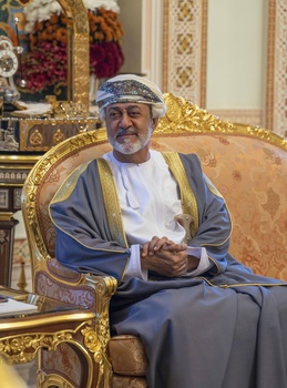 Sa Majesté le Sultan reçoit le Secrétaire à la sécurité de la Russie le 13/11/2025