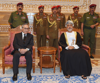 Sa Majesté le Sultan reçoit le ministre des Affaires étrangères de Thaïlande