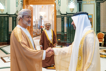 Sa Majesté le Sultan reçoit Son Altesse le Prince héritier de Dubaï