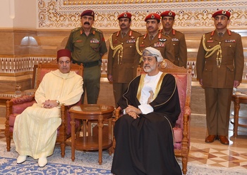 Sa Majesté le Sultan reçoit l’envoyé du Roi du Royaume du Maroc 