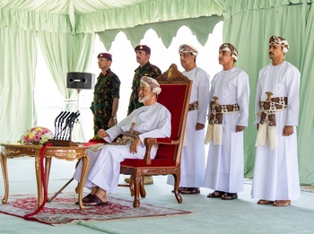 Sa Majesté le Sultan rencontre les cheikhs et les notables du gouvernorat de Musandam