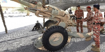 Visite de l’artillerie du Sultan d’Oman 