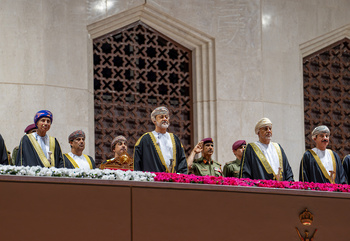 Sa Majesté le Sultan préside le festival étudiant « La Renaissance renouvelée d’Oman »