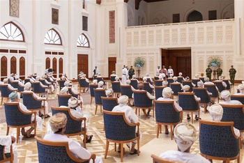 Sa Majesté le Sultan rencontre les cheikhs du gouvernorat de la Sharqiyah Nord