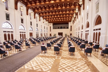 Sa Majesté le Sultan rencontre les cheikhs du gouvernorat de la Sharqiyah Nord