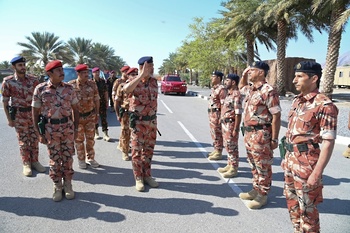 Visite de l’artillerie du Sultan d’Oman 