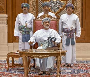 Sa Majesté le Sultan rencontre les cheikhs des gouvernorats d’Al Batinah Nord, d’Al Dhahirah et d’Al Buraimi
