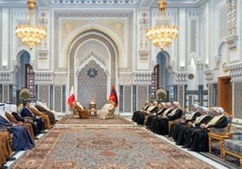 HM The Sultan Gives Audience to Crown Prince of Bahrain