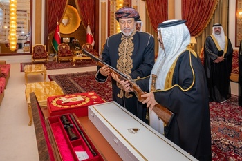 Sa Majesté le Sultan visite le Royaume de Bahreïn