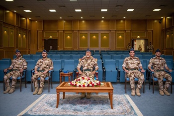 Sa Majesté le Sultan visite la base aérienne d’Adam de la Force aérienne royale d’Oman le 12/03/2023