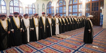 HM The Sultan Offers Eid Al-Fitr Prayers at Al Khor Mosque in Muscat