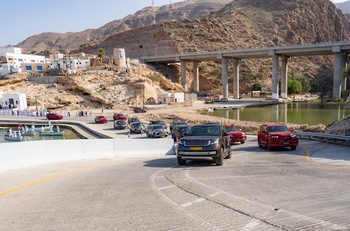 29 апреля 2026 года Его Величество Султан совершил инспекционный визит в мухафазы Северная Эш-Шаркия и Южная Эш-Шаркия