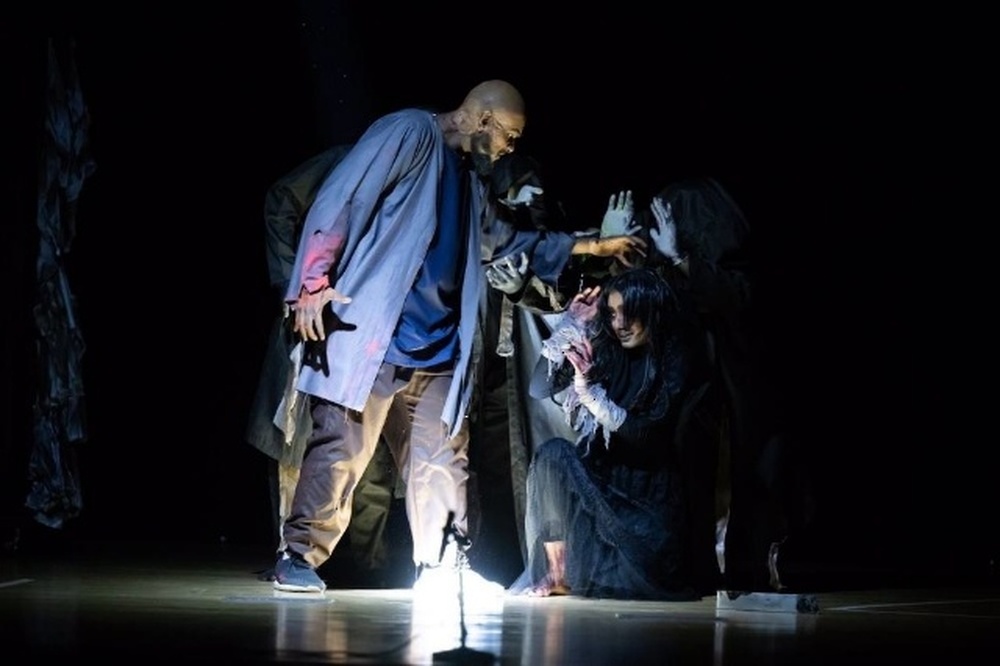 “Ansaaf” gana el premio al mejor espectáculo teatral diodramático completo en el Festival de las Noches Tiqous en Jordania