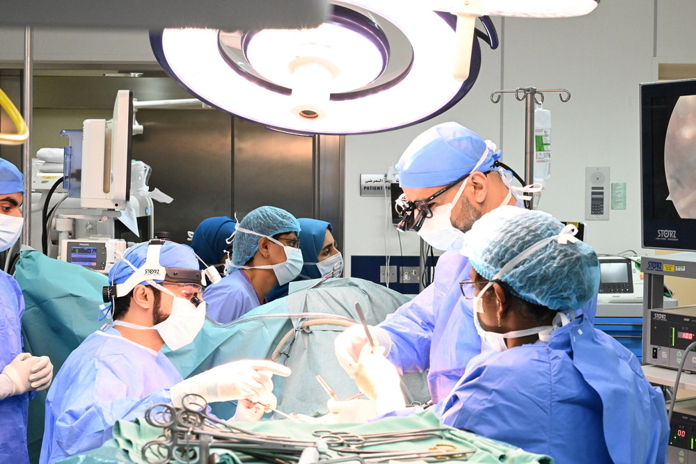 المركز الوطني لطبّ وجراحة القلب يُجري أول عملية زراعة قلب صناعي